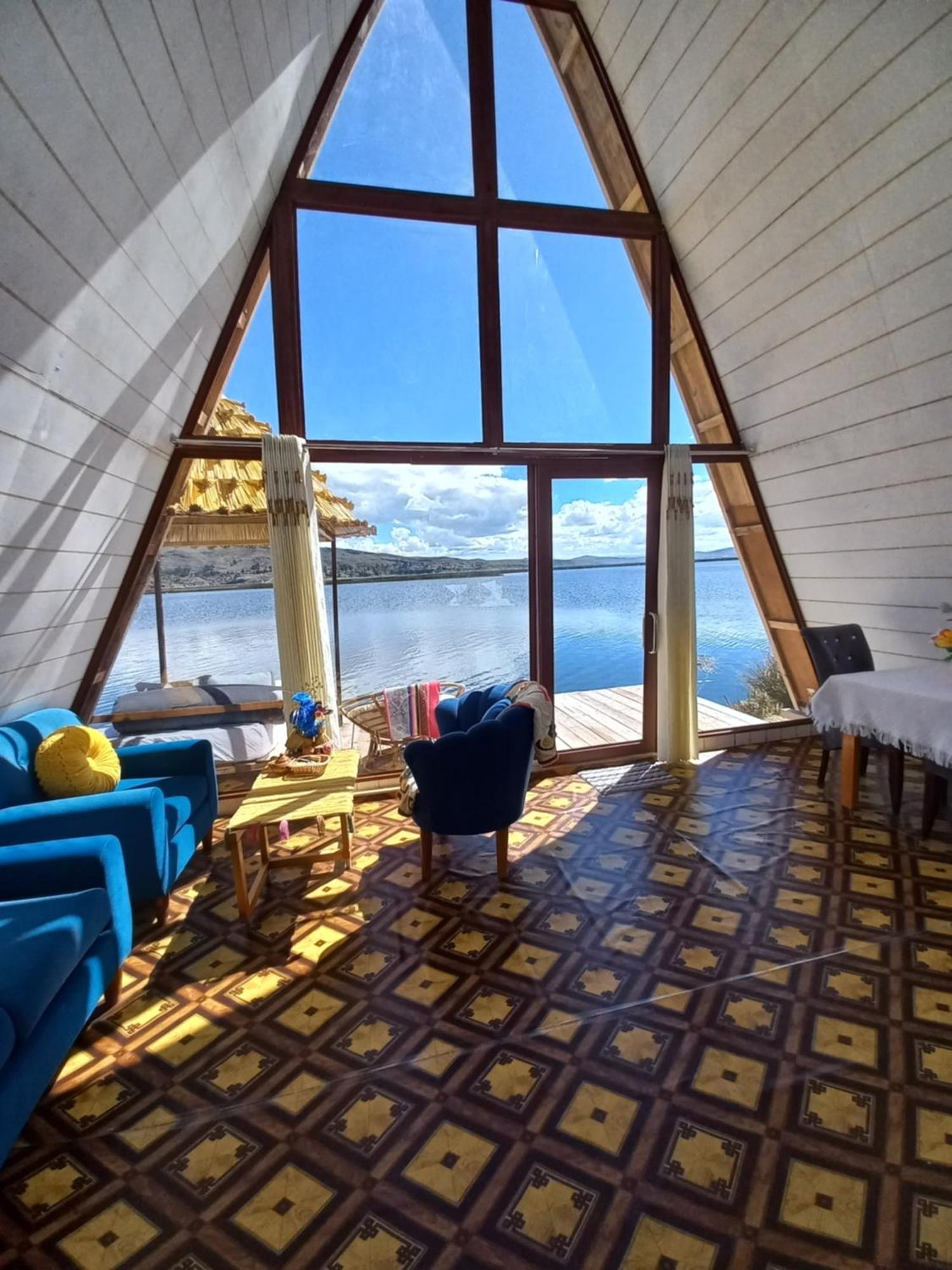 Luna Titicaca *